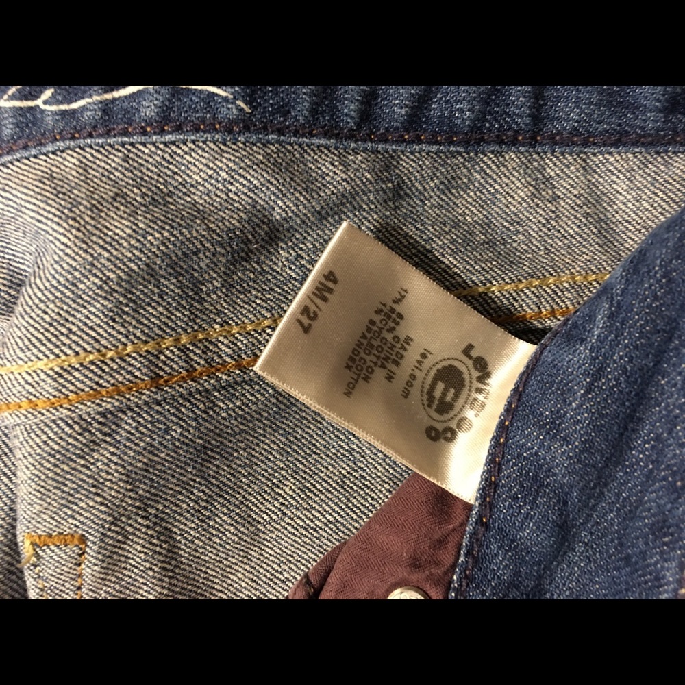 Levi’s - Picture 4 of 7